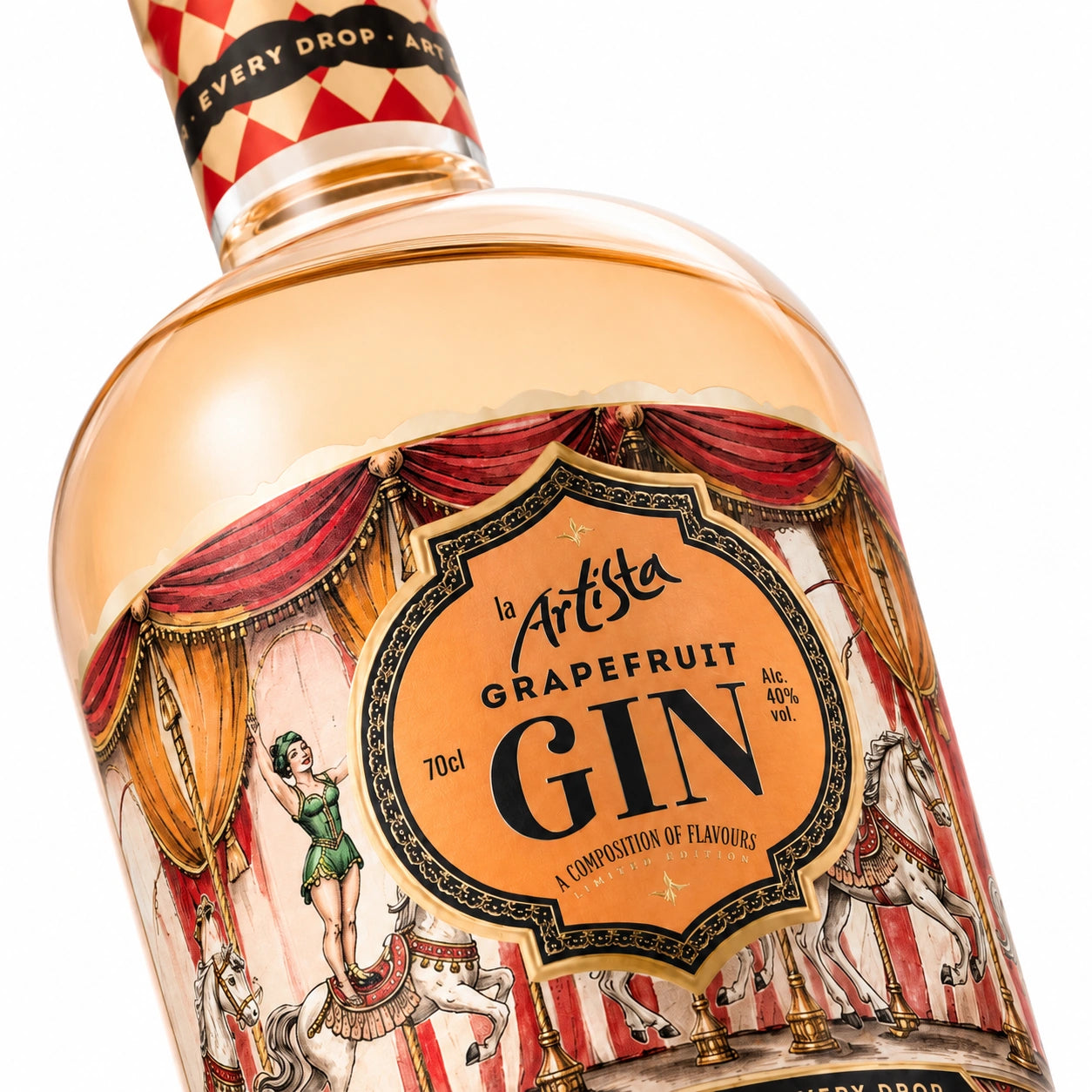 La Artista Grapefruit Gin macro label detail on white background